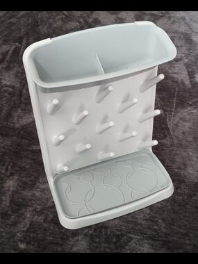 Ubbi Baby Bottle Drying Rack White/Grey Varying Peg Heights EXCELLENT condition